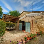 Appartement In A With Swimming Pool *