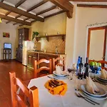 Appartement In A With Swimming Pool Mensanello