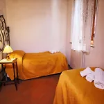 Appartement In A With Swimming Pool Mensanello
