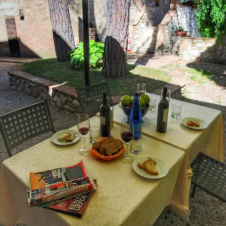 In A With Swimming Pool * Mensanello