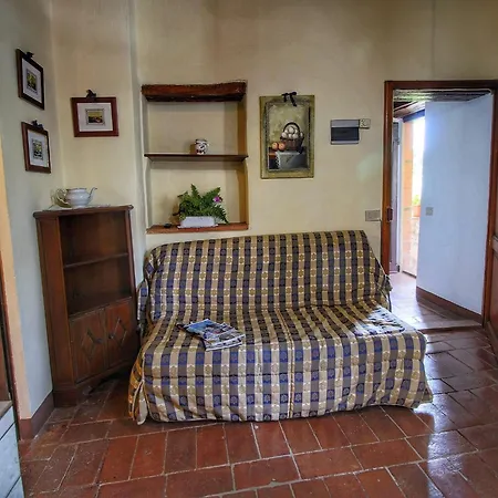 Apartment In A Farmhouse With Swimming Pool Apartment