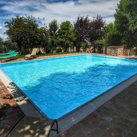Apartment Apartment In A Farmhouse With Swimming Pool *
