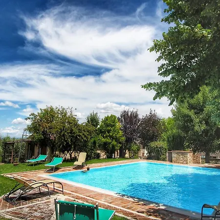 Apartment In A Farmhouse With Swimming Pool Apartment