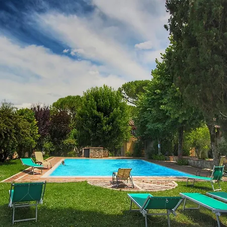 Apartment Apartment In A Farmhouse With Swimming Pool